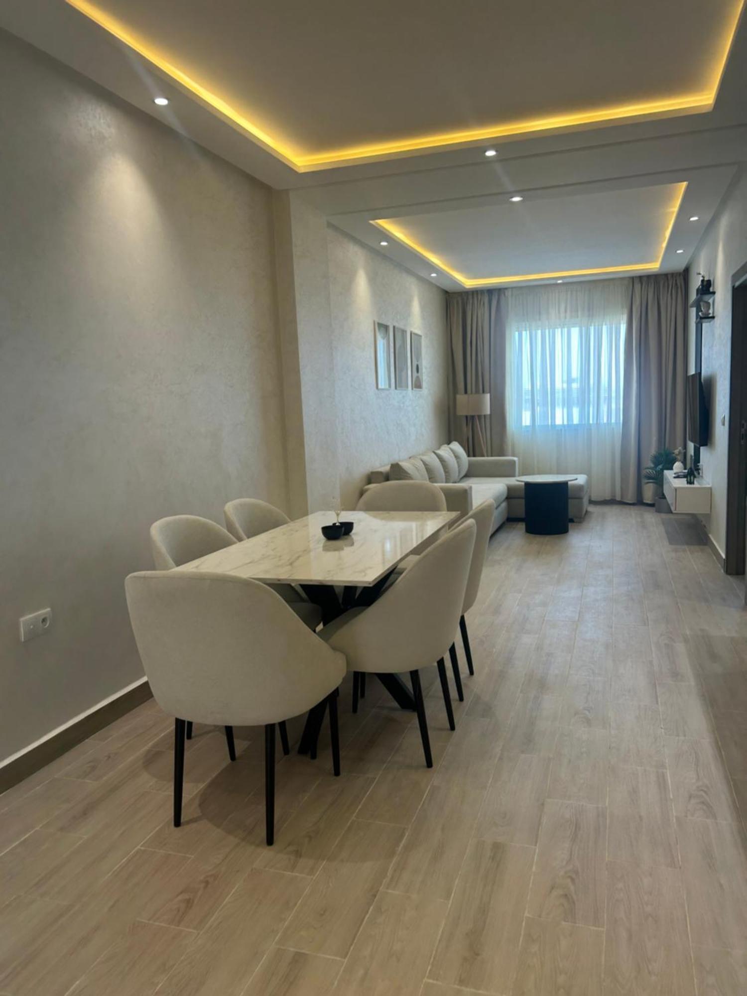 Appartement Haut Standing En Face De La Marina Et A 200M Du Port De Tanger - Appt 2 Eksteriør bilde
